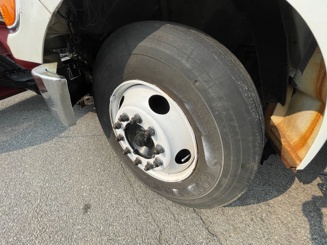 2003 FORD F650 XLT - Image 14